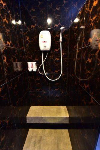 Love Box Resort 曼谷 外观 照片